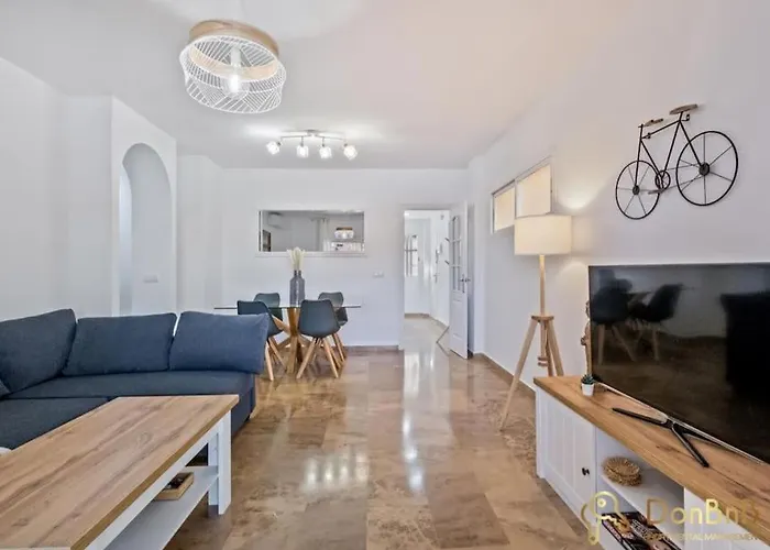Apartamento Cerca De La Playa En Las Lagunas De Mijas